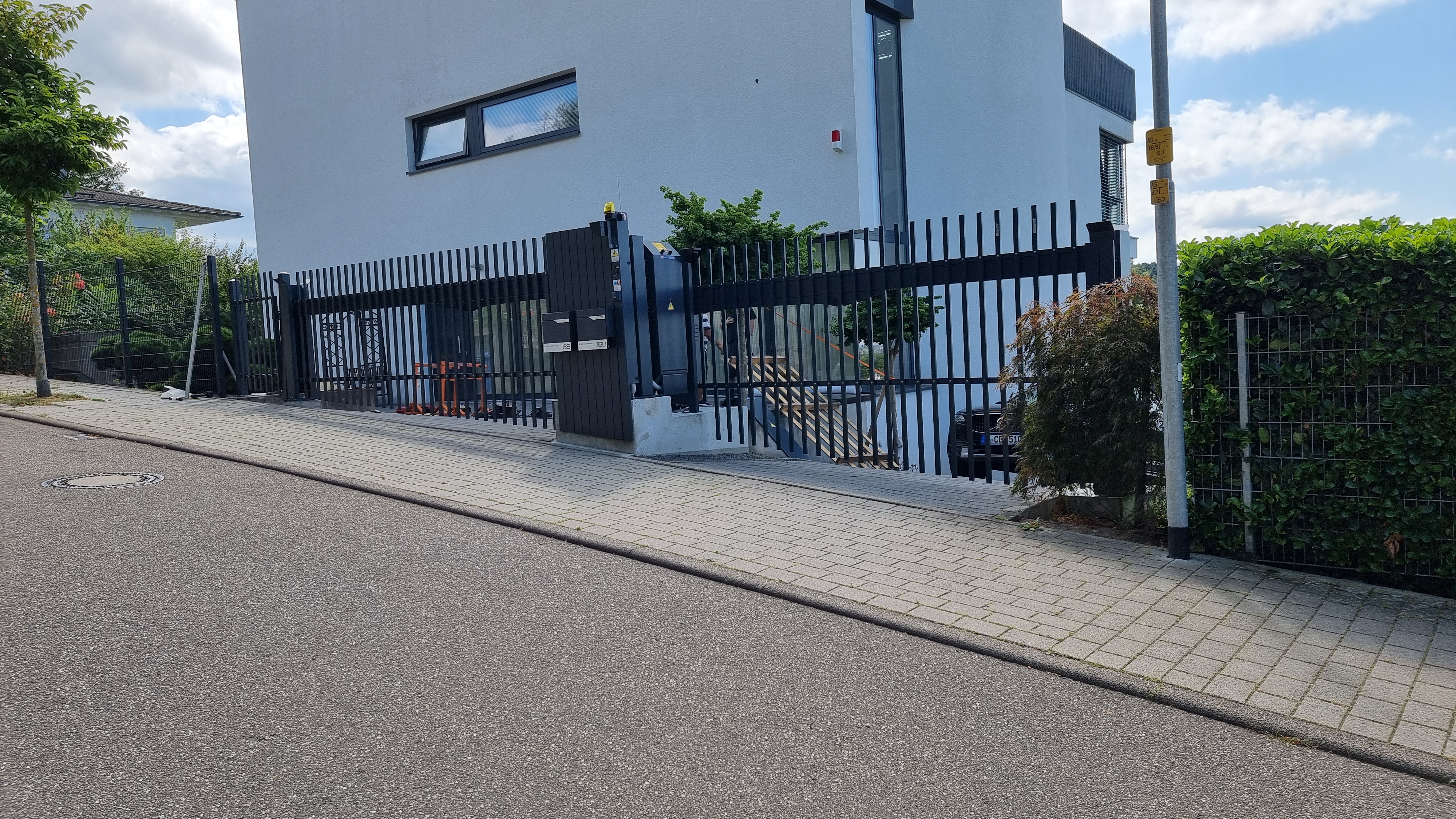 Beispielarbeit von GRÖGER Tore + Lösungen UG - veröffentlicht auf Fensterbau.org