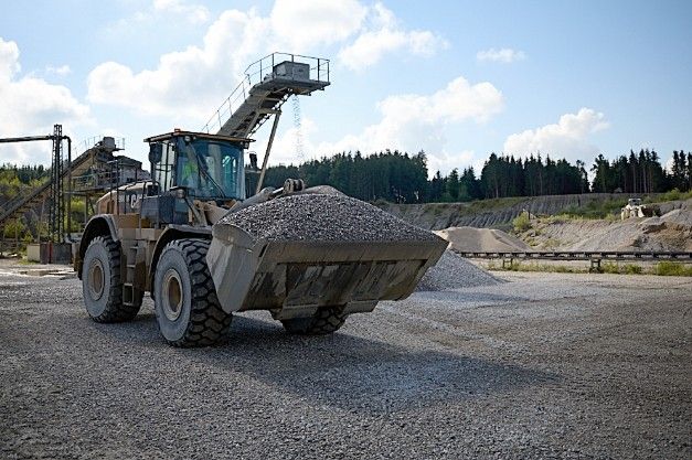 Beispielarbeit von Kies- Asphalt-Transportbeton-Werk Oberland Rolf Strohmaier GmbH - veröffentlicht auf Bauunternehmen.org