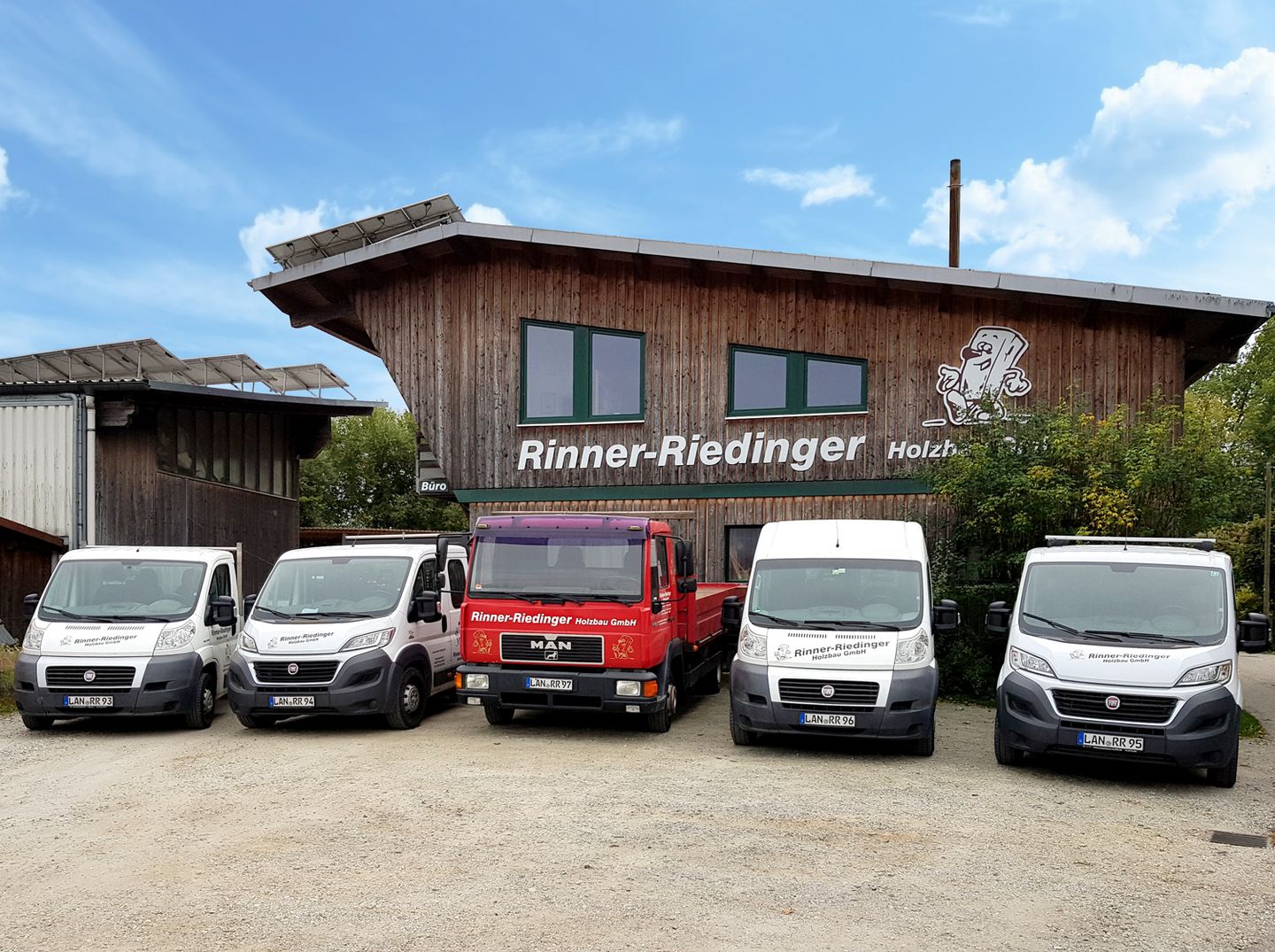 Logo der Firma Rinner-Riedinger Holzbau GmbH Zimmerei - Dachdeckerei aus Landau auf dem Branchenportal Bauunternehmen.org