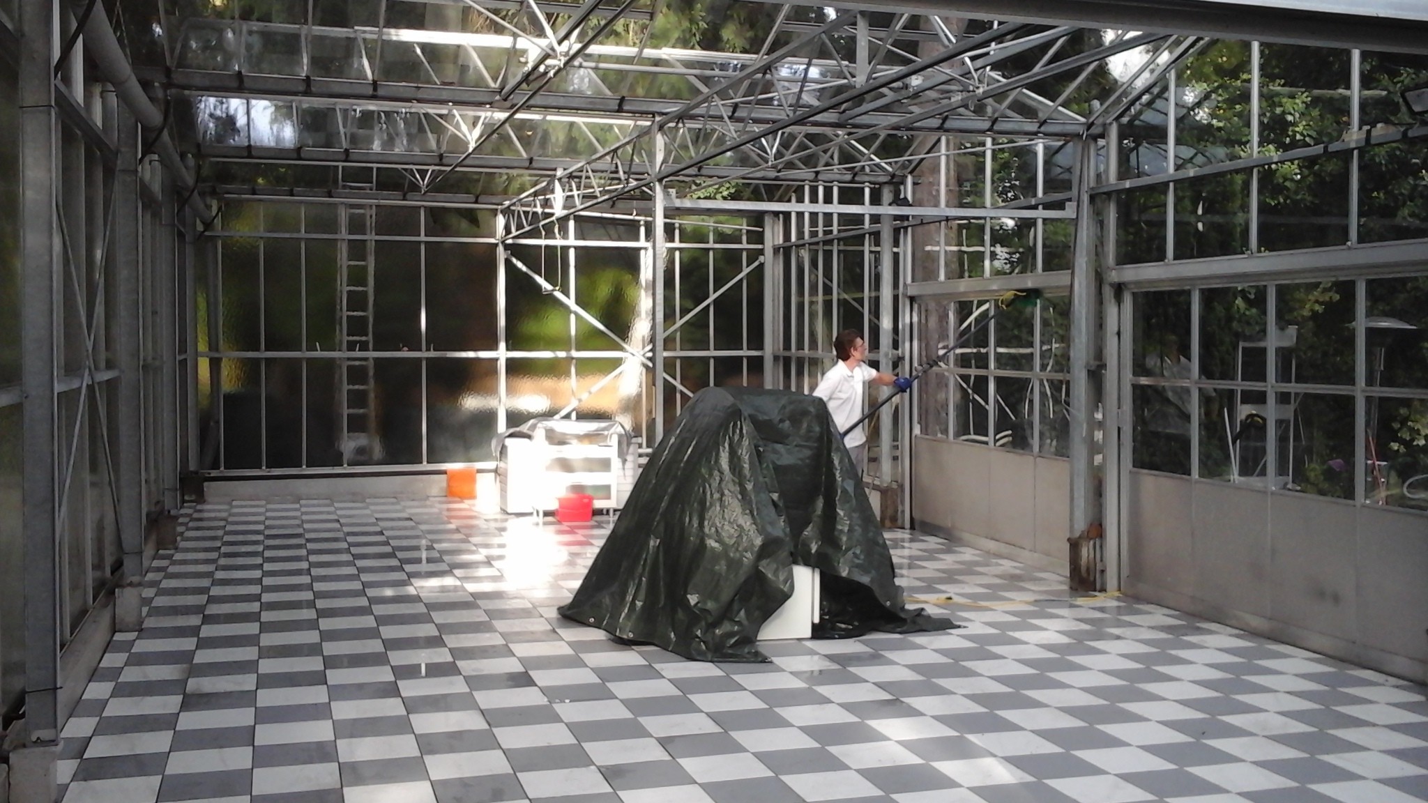 Beispielarbeit von fensterfee reinigt Glas und Gebäude - veröffentlicht auf Hausmeisterdienste.net