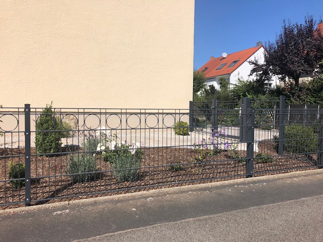 Beispielarbeit von Blumenröder Zaunbau - Alexander Blumenröder e. K. - veröffentlicht auf Schlosserei.net