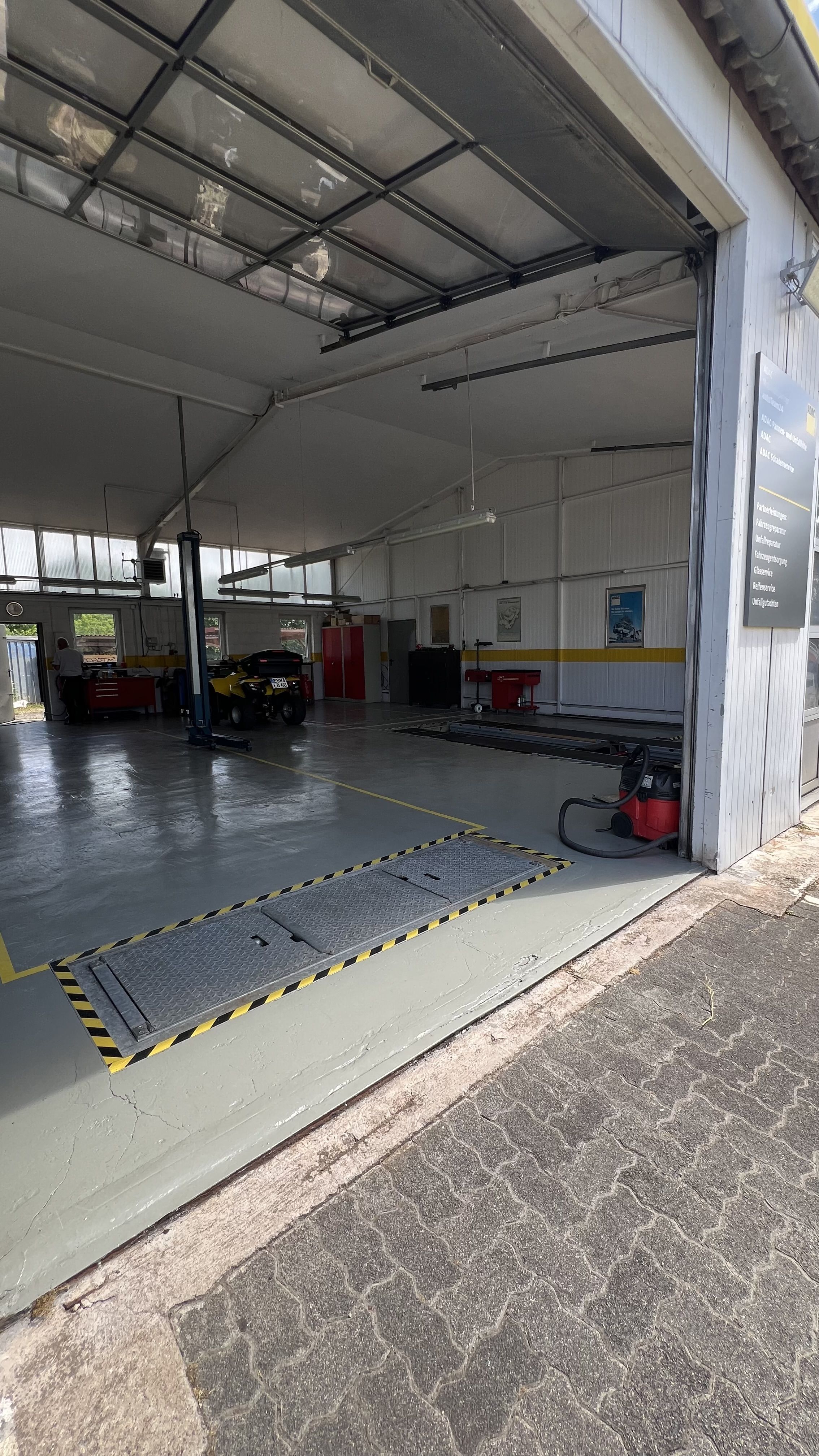 Beispielarbeit von Auto Team 24 GmbH ADAC Mobilitätspartner ,Kfz-Sachverständige u. Kfz-Werkstatt - veröffentlicht auf Auto-Werkstatt.de
